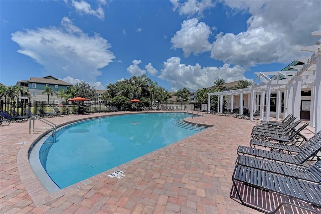 出租: $1,800 (2 贝兹, 2 浴室, 1132 平方英尺)