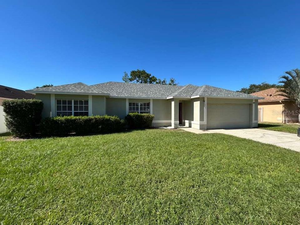 For Rent: $2,300 (3 beds, 2 baths, 1739 Square Feet)