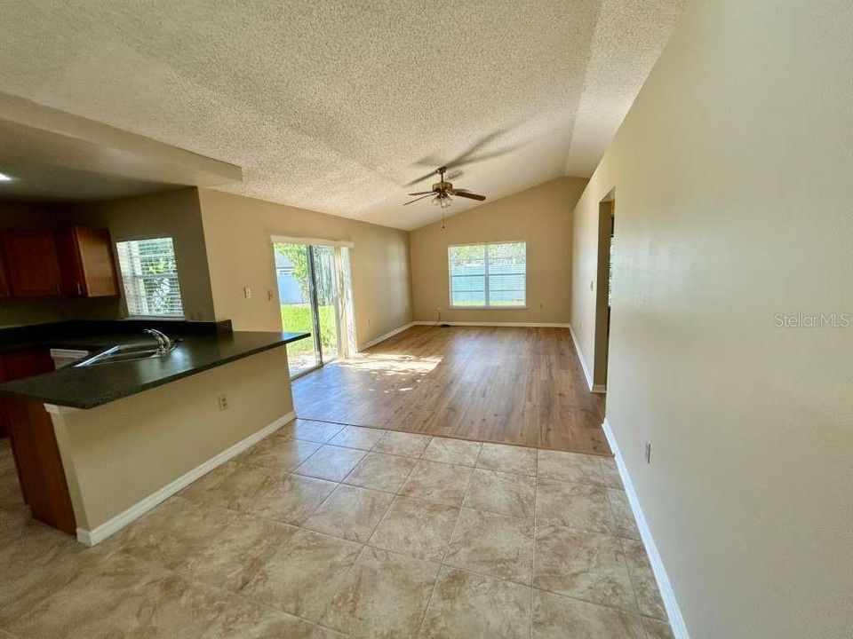 For Rent: $2,300 (3 beds, 2 baths, 1739 Square Feet)