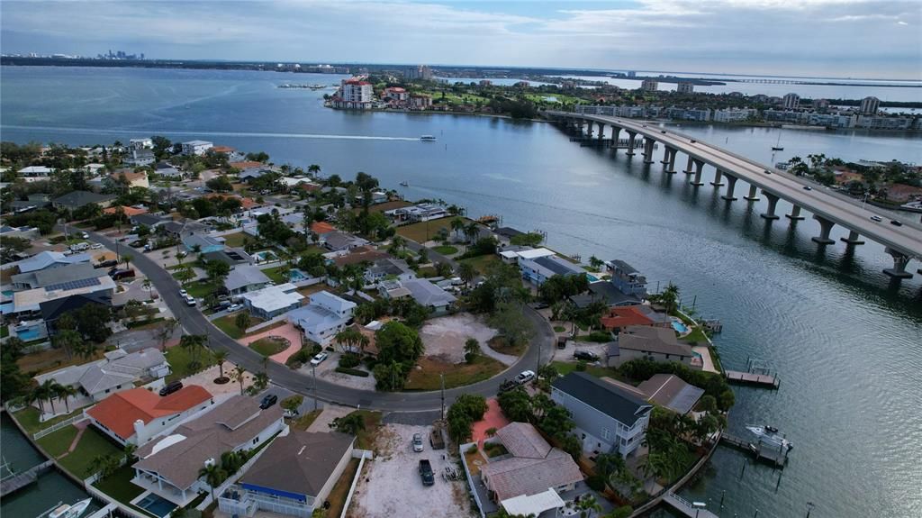 En Venta: $495,000 (0.22 acres)