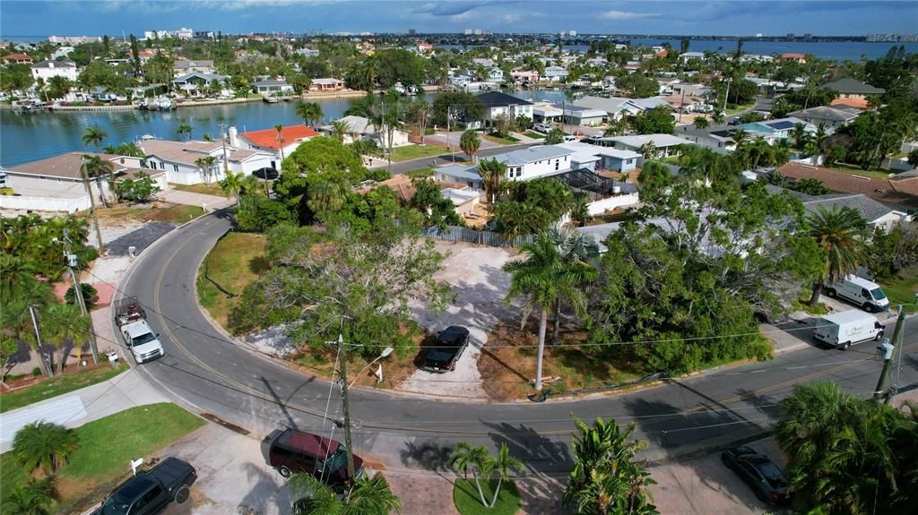 En Venta: $495,000 (0.22 acres)