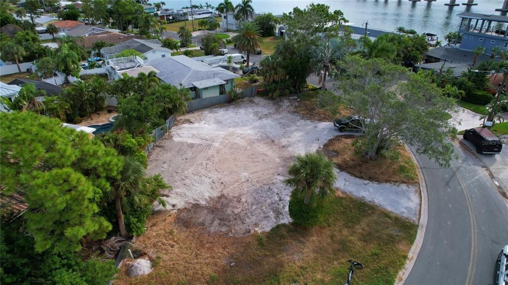 En Venta: $495,000 (0.22 acres)