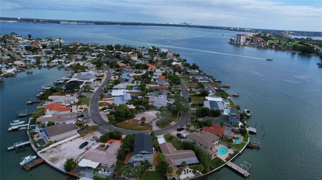 En Venta: $495,000 (0.22 acres)