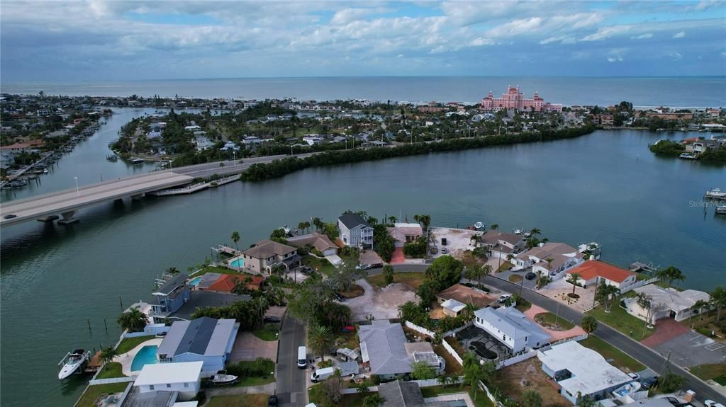 En Venta: $495,000 (0.22 acres)