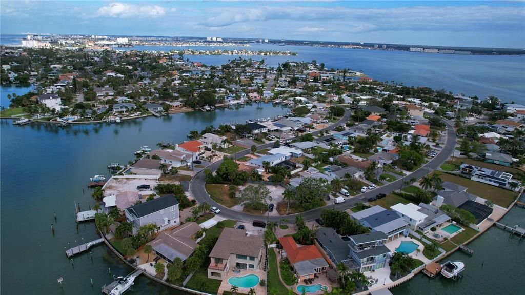 En Venta: $495,000 (0.22 acres)