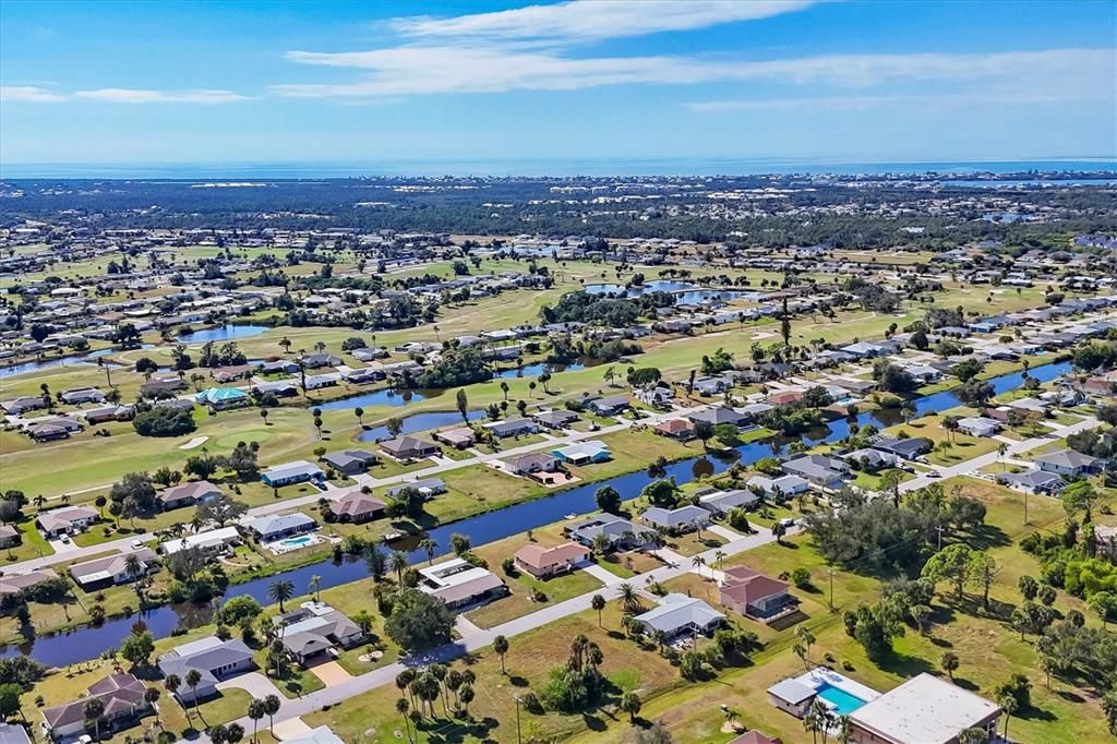 For Sale: $265,000 (2 beds, 2 baths, 1192 Square Feet)