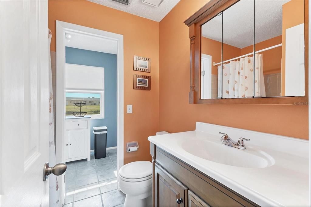 For Sale: $265,000 (2 beds, 2 baths, 1192 Square Feet)