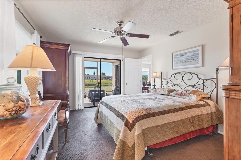 For Sale: $265,000 (2 beds, 2 baths, 1192 Square Feet)