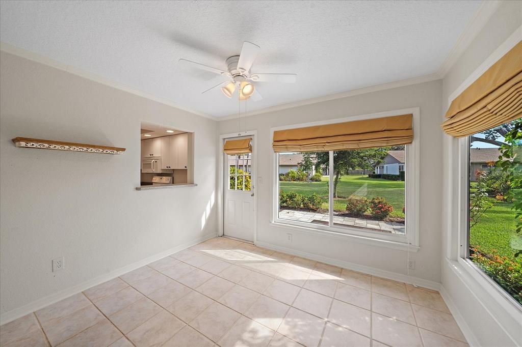 For Sale: $325,000 (2 beds, 2 baths, 1308 Square Feet)