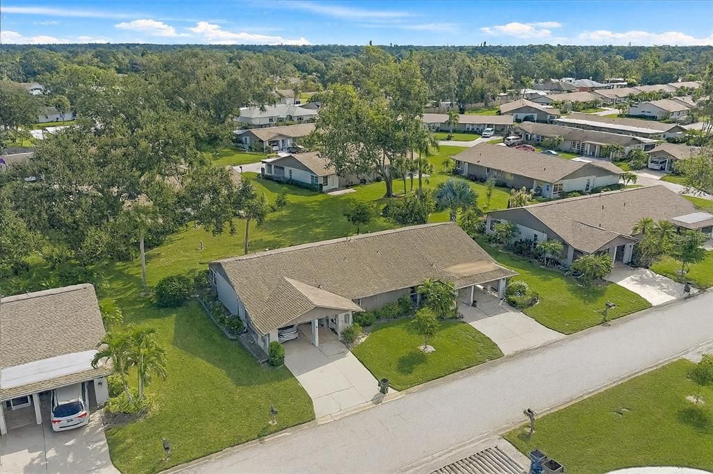 For Sale: $325,000 (2 beds, 2 baths, 1308 Square Feet)