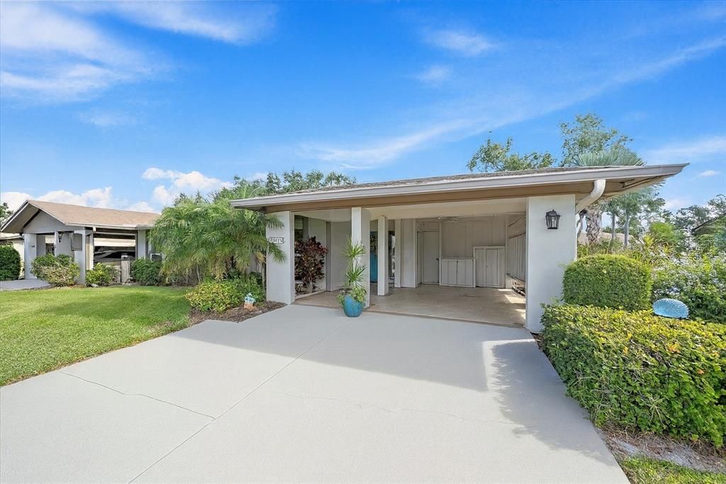 For Sale: $325,000 (2 beds, 2 baths, 1308 Square Feet)