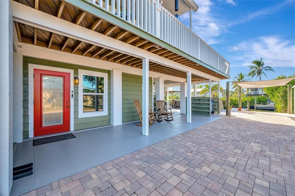 For Sale: $890,000 (3 beds, 2 baths, 2112 Square Feet)