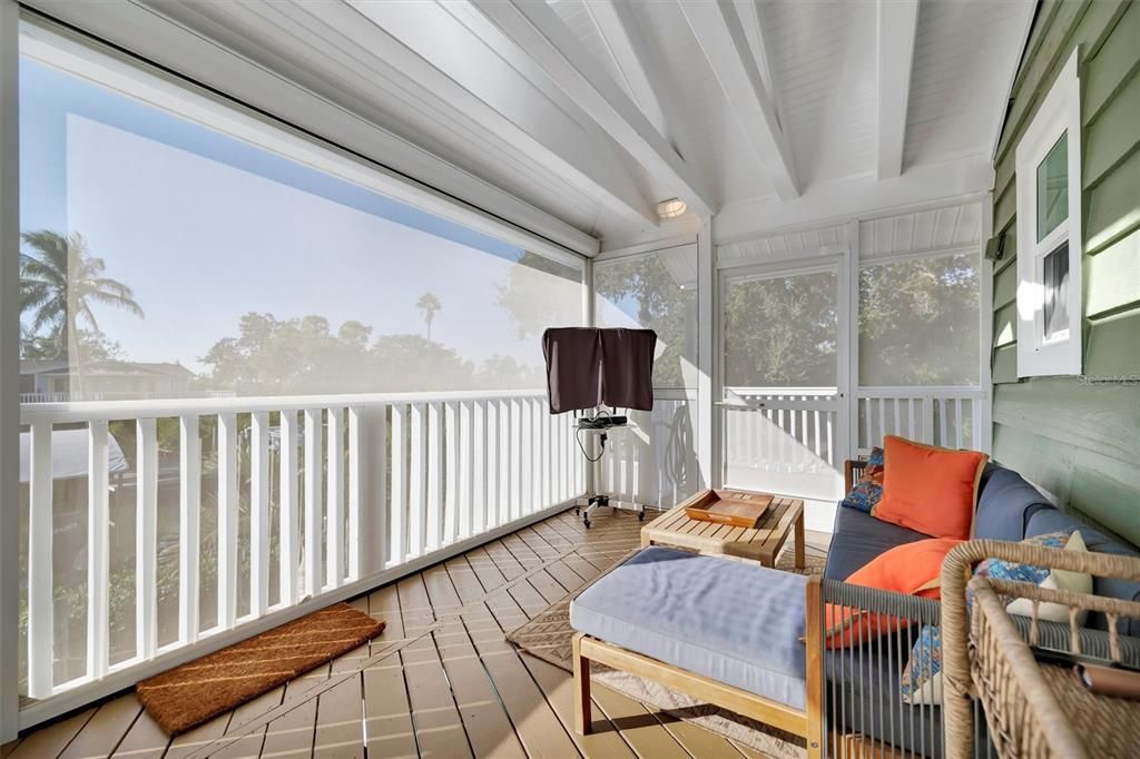 For Sale: $890,000 (3 beds, 2 baths, 2112 Square Feet)