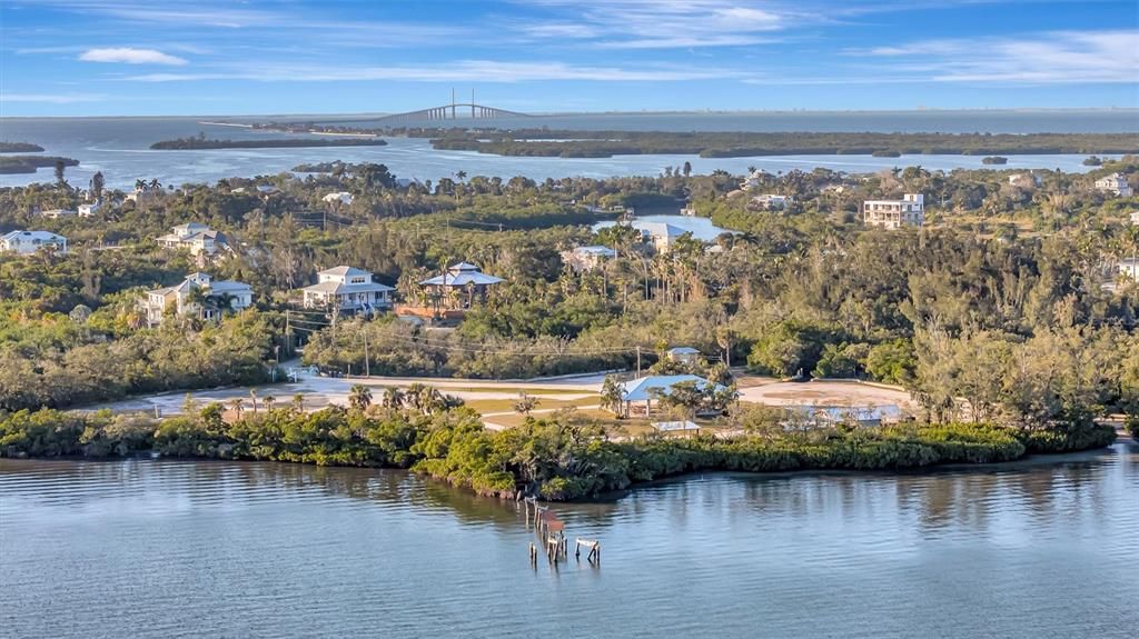 For Sale: $890,000 (3 beds, 2 baths, 2112 Square Feet)