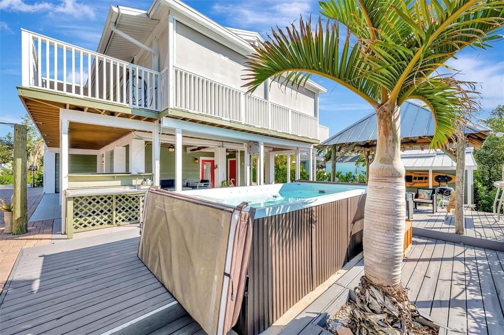 For Sale: $890,000 (3 beds, 2 baths, 2112 Square Feet)