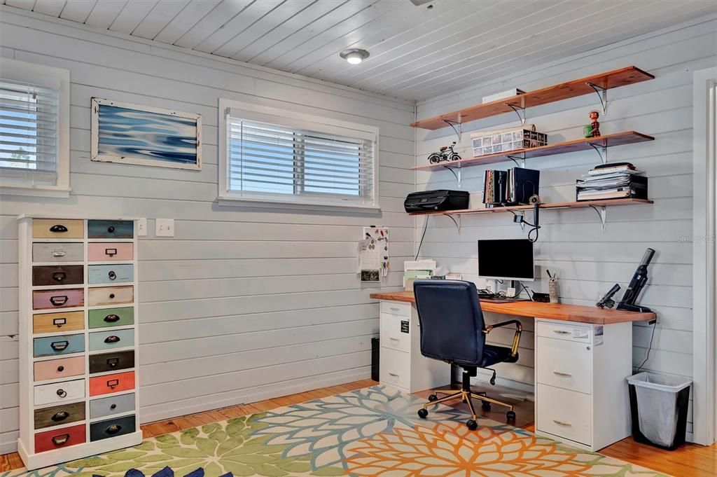 For Sale: $890,000 (3 beds, 2 baths, 2112 Square Feet)