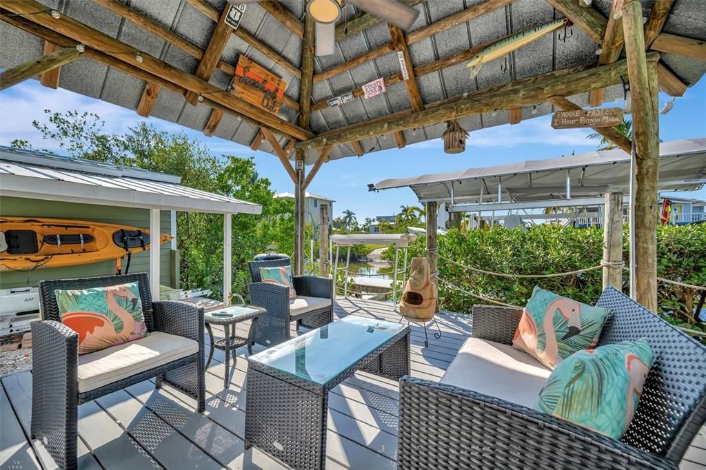 For Sale: $890,000 (3 beds, 2 baths, 2112 Square Feet)