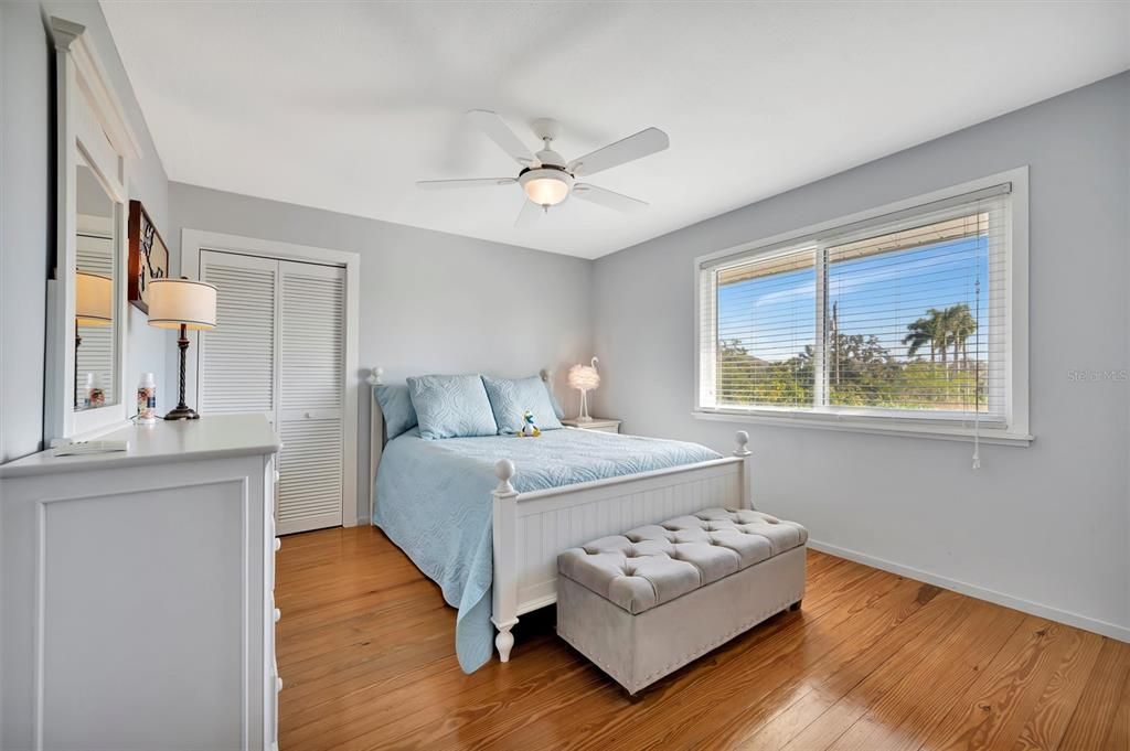 For Sale: $890,000 (3 beds, 2 baths, 2112 Square Feet)