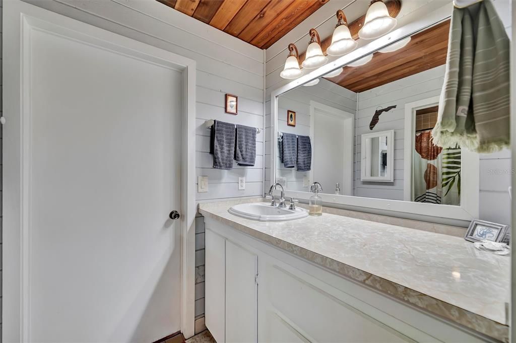 For Sale: $890,000 (3 beds, 2 baths, 2112 Square Feet)