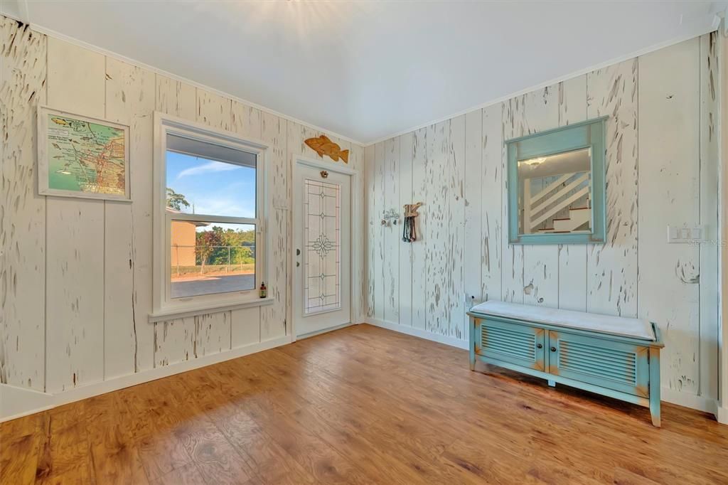 For Sale: $890,000 (3 beds, 2 baths, 2112 Square Feet)