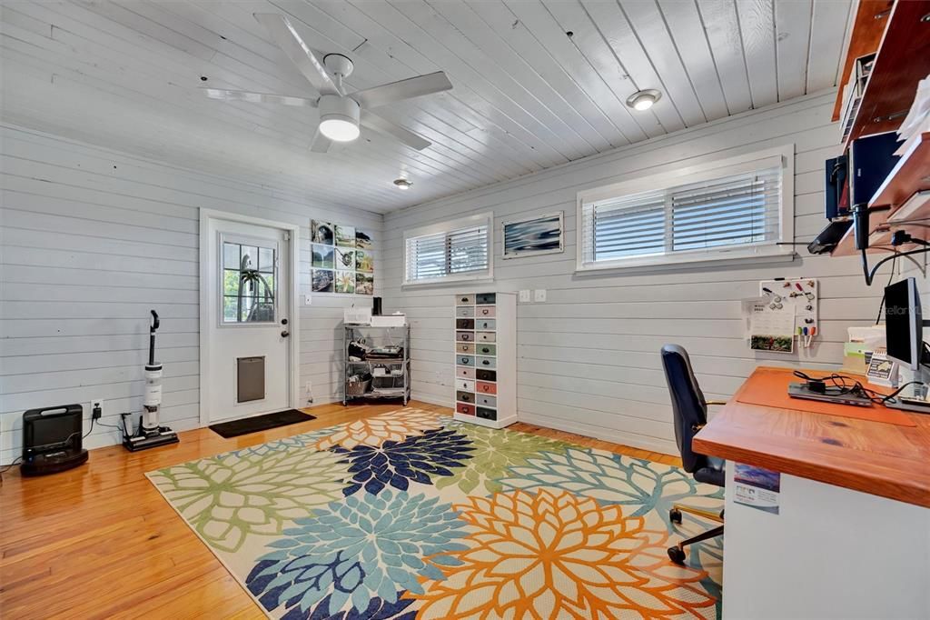 For Sale: $890,000 (3 beds, 2 baths, 2112 Square Feet)