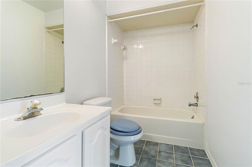 For Sale: $235,000 (3 beds, 2 baths, 1127 Square Feet)