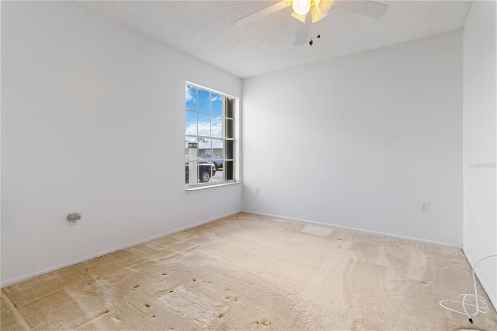 For Sale: $235,000 (3 beds, 2 baths, 1127 Square Feet)