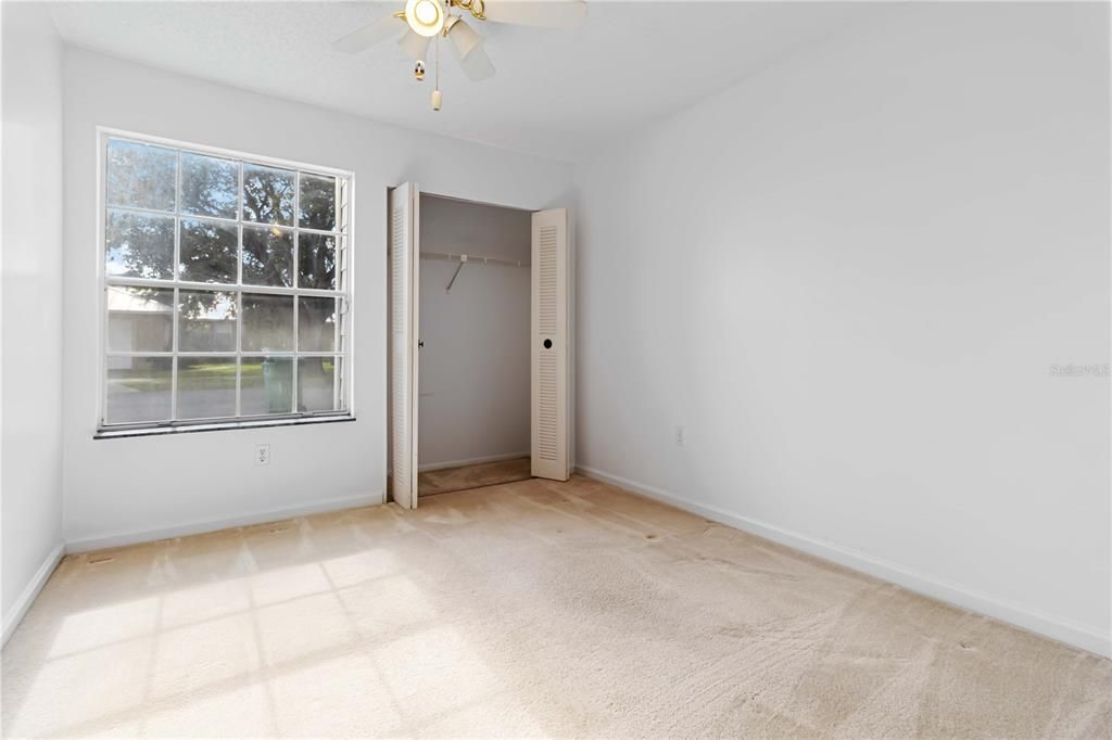 For Sale: $235,000 (3 beds, 2 baths, 1127 Square Feet)