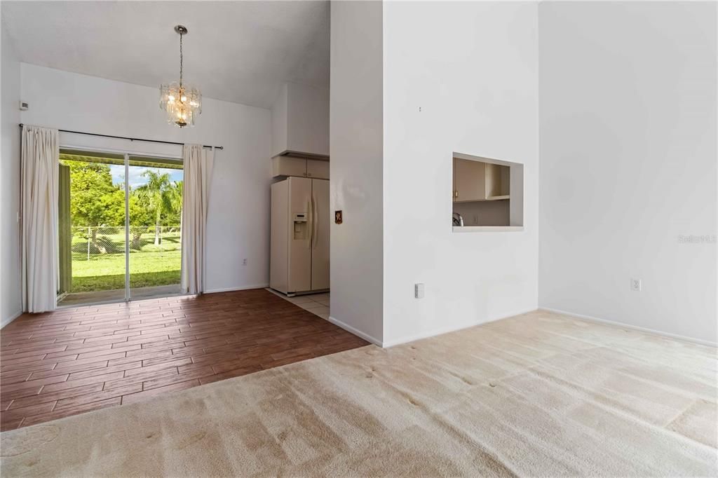 For Sale: $235,000 (3 beds, 2 baths, 1127 Square Feet)