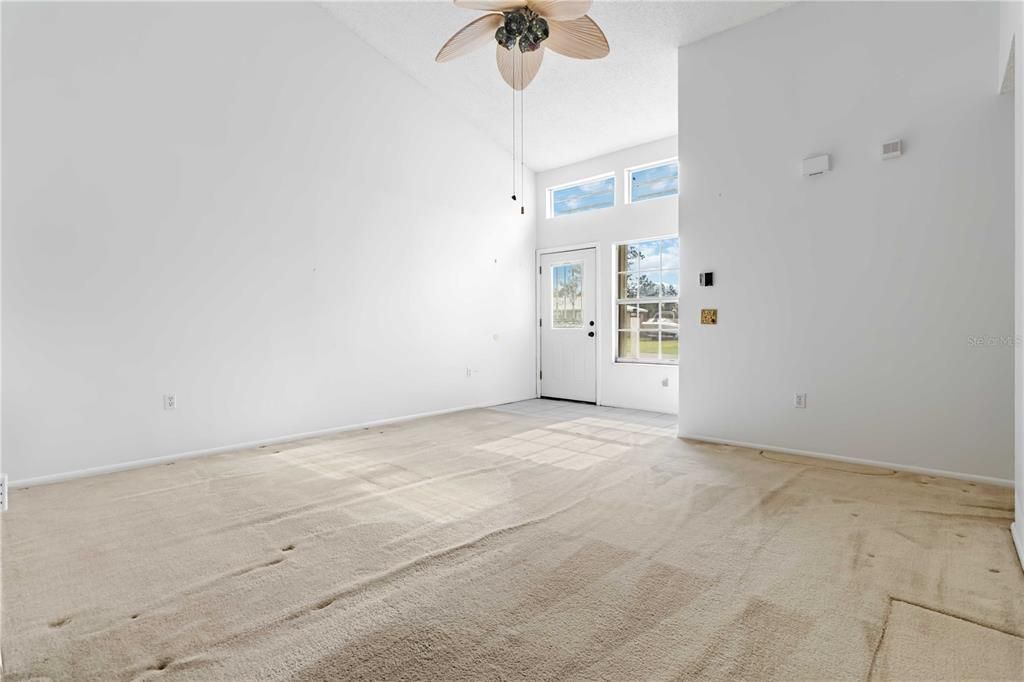 For Sale: $235,000 (3 beds, 2 baths, 1127 Square Feet)