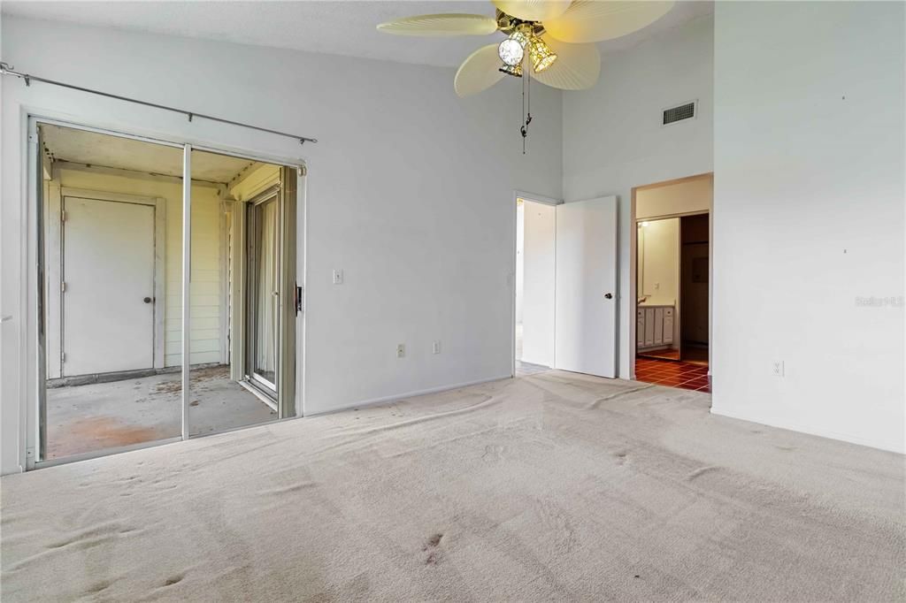 For Sale: $235,000 (3 beds, 2 baths, 1127 Square Feet)