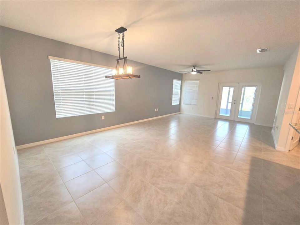 Active With Contract: $375,000 (4 beds, 2 baths, 1740 Square Feet)