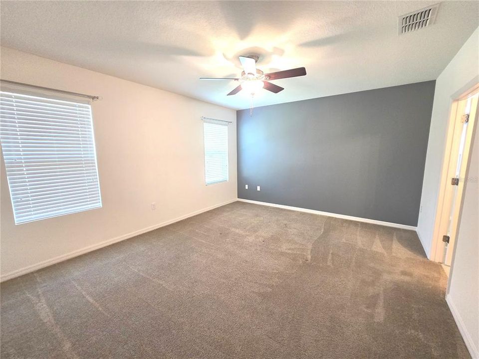 Active With Contract: $375,000 (4 beds, 2 baths, 1740 Square Feet)