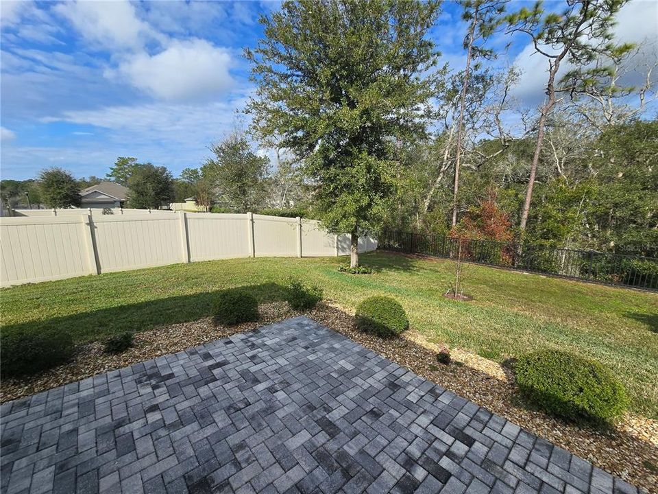 Active With Contract: $375,000 (4 beds, 2 baths, 1740 Square Feet)