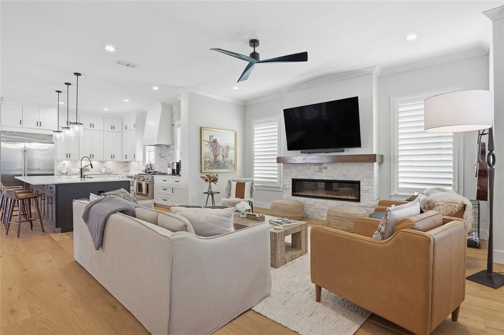 En Venta: $1,850,000 (6 camas, 5 baños, 4104 Pies cuadrados)