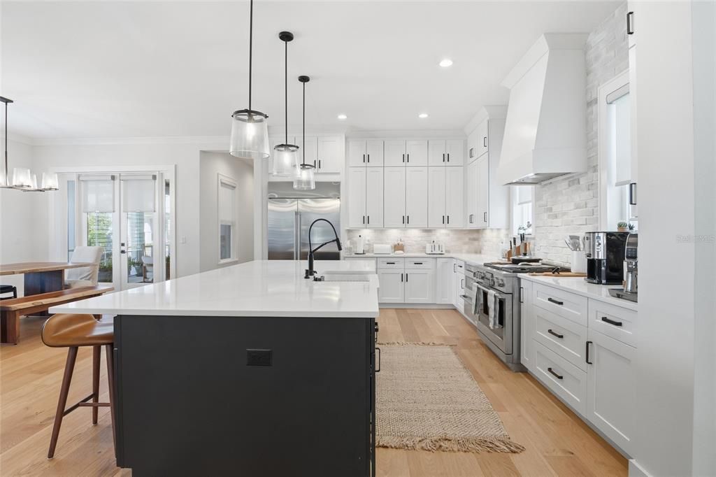 En Venta: $1,850,000 (6 camas, 5 baños, 4104 Pies cuadrados)