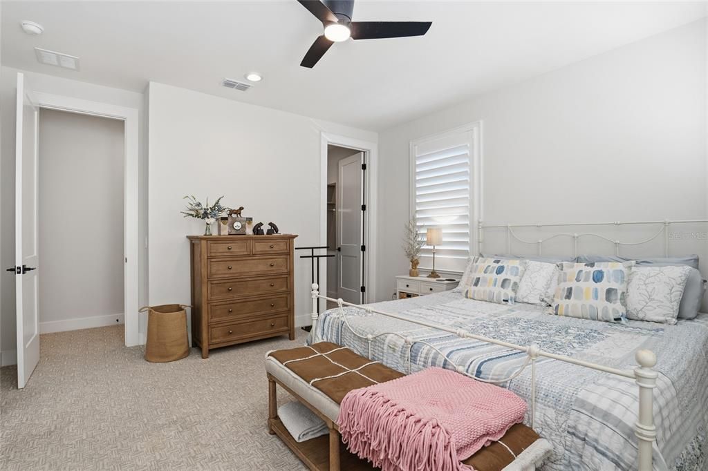 En Venta: $1,850,000 (6 camas, 5 baños, 4104 Pies cuadrados)