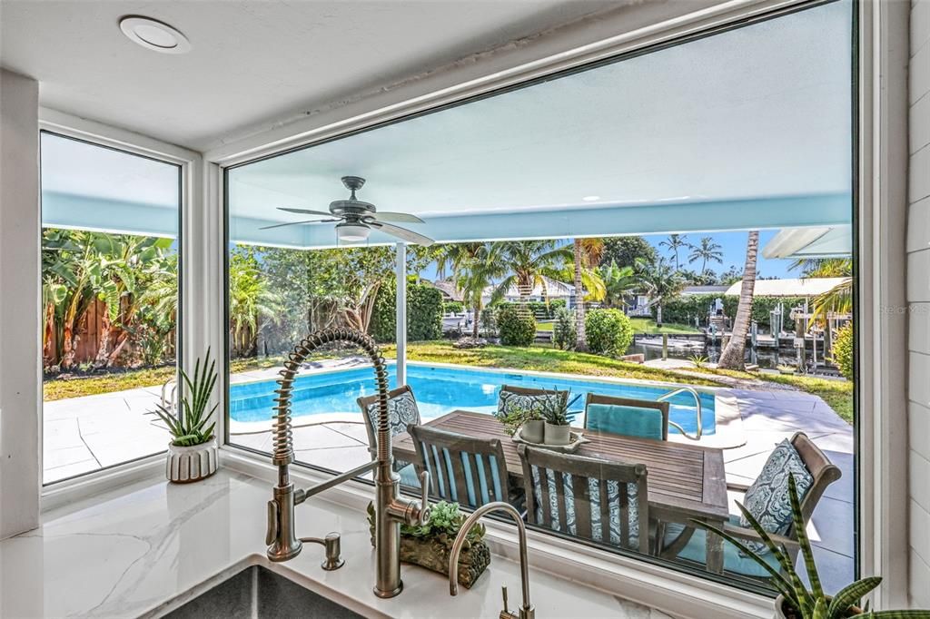 Active With Contract: $779,900 (3 beds, 2 baths, 1723 Square Feet)