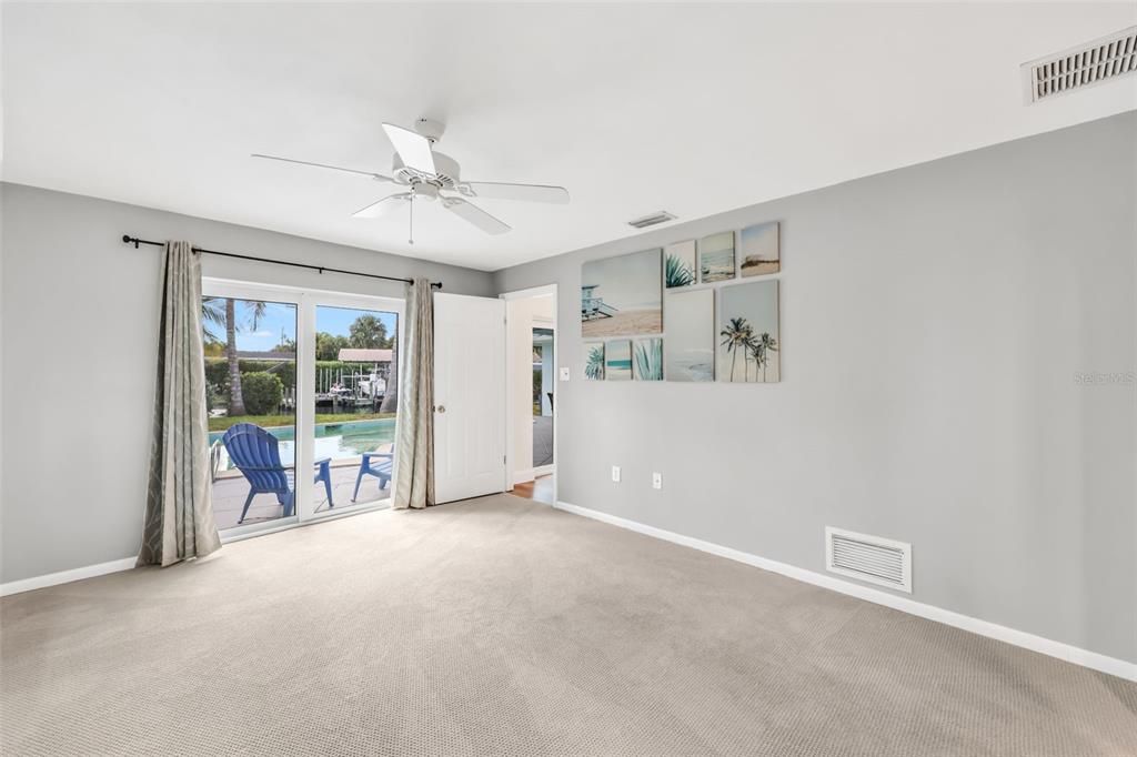 Active With Contract: $779,900 (3 beds, 2 baths, 1723 Square Feet)