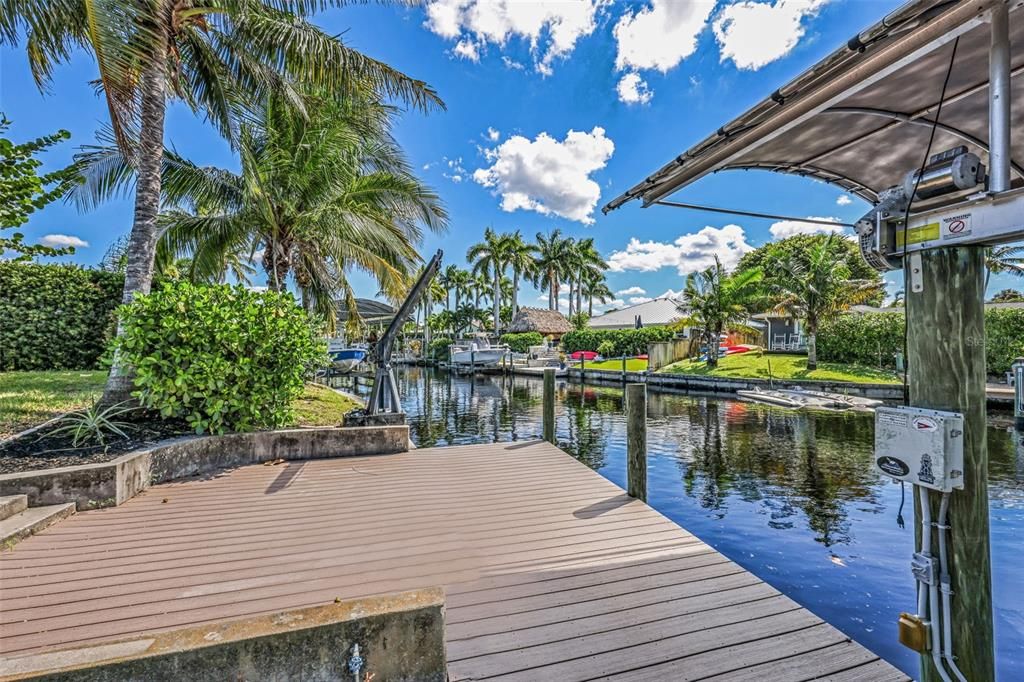 Active With Contract: $779,900 (3 beds, 2 baths, 1723 Square Feet)