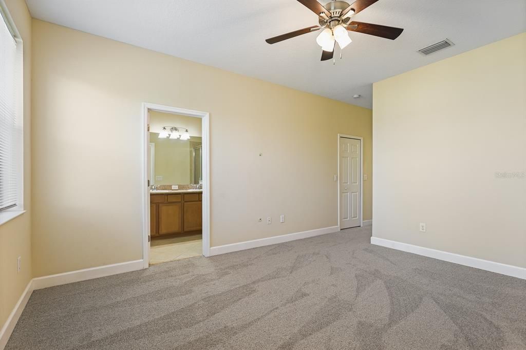 En Venta: $310,000 (2 camas, 2 baños, 1596 Pies cuadrados)