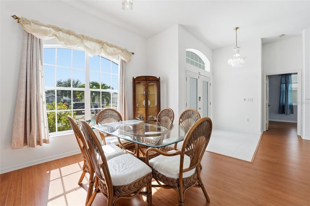 Active With Contract: $448,000 (3 beds, 2 baths, 1834 Square Feet)