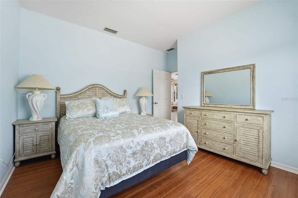 Active With Contract: $448,000 (3 beds, 2 baths, 1834 Square Feet)