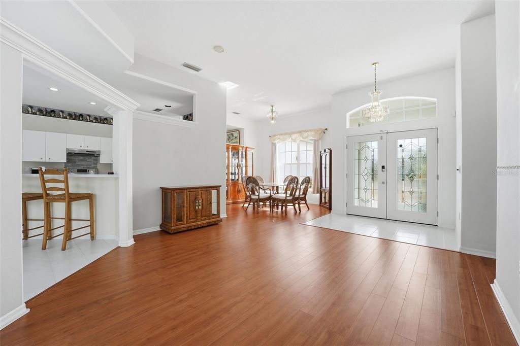 Active With Contract: $448,000 (3 beds, 2 baths, 1834 Square Feet)