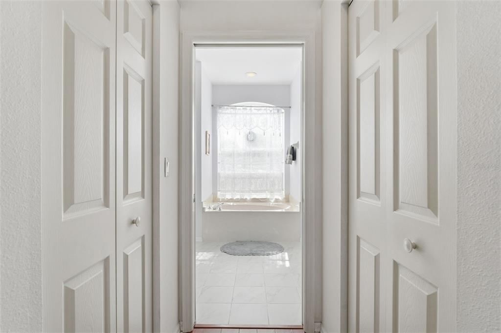 Active With Contract: $448,000 (3 beds, 2 baths, 1834 Square Feet)