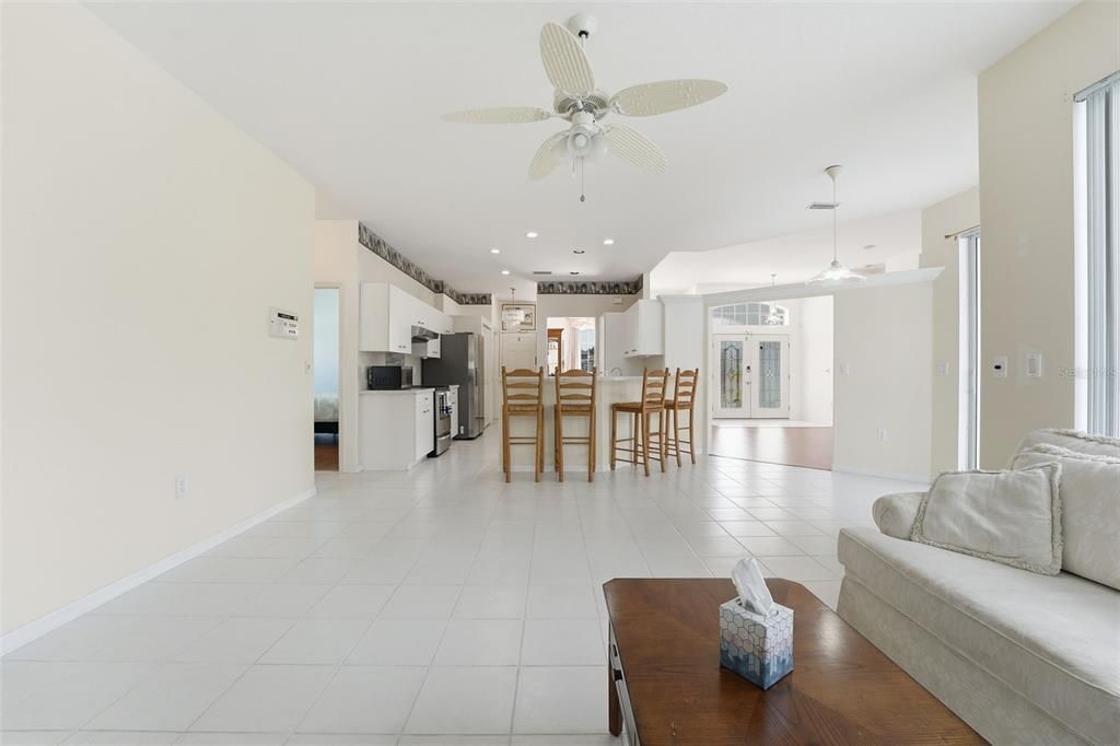 Active With Contract: $448,000 (3 beds, 2 baths, 1834 Square Feet)