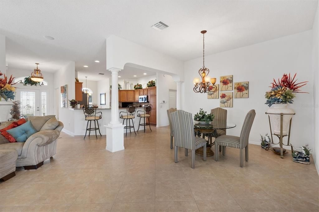 En Venta: $535,000 (3 camas, 2 baños, 2046 Pies cuadrados)