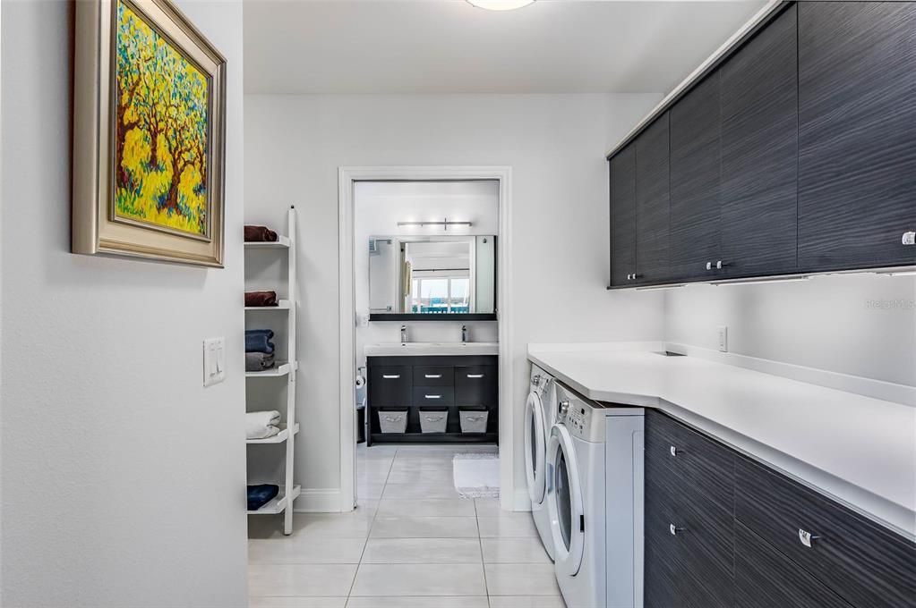 待售: $699,900 (3 贝兹, 2 浴室, 1898 平方英尺)