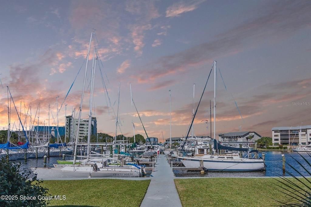 待售: $699,900 (3 贝兹, 2 浴室, 1898 平方英尺)