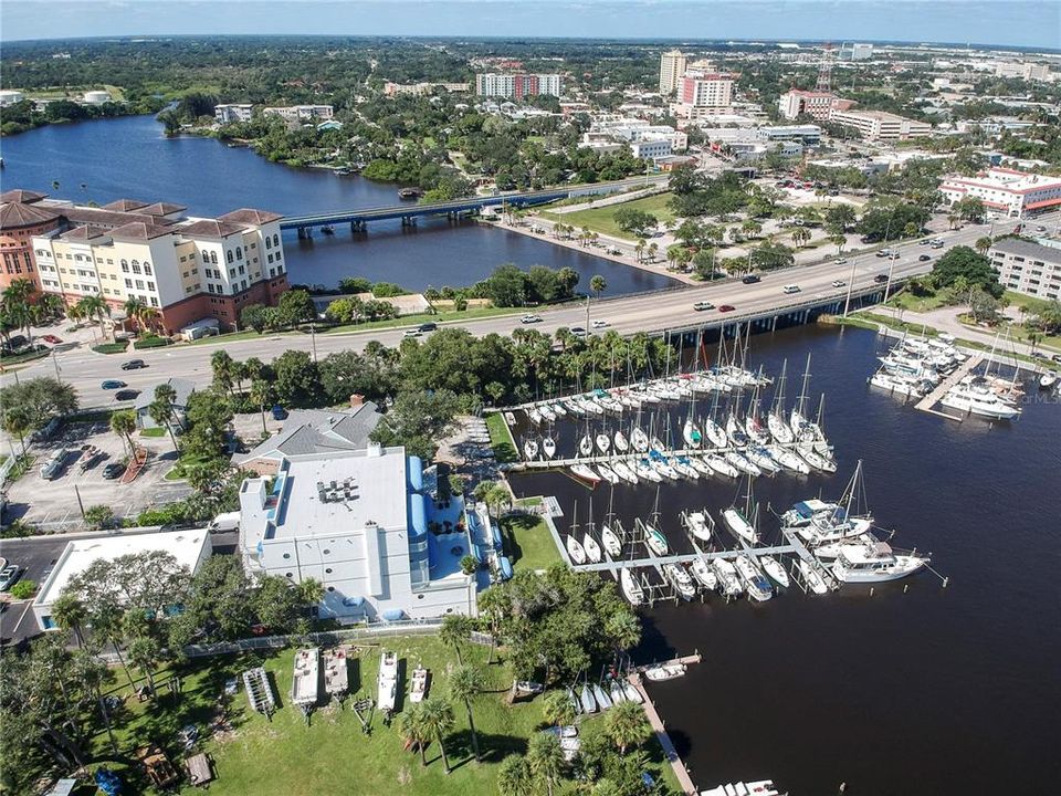 待售: $699,900 (3 贝兹, 2 浴室, 1898 平方英尺)